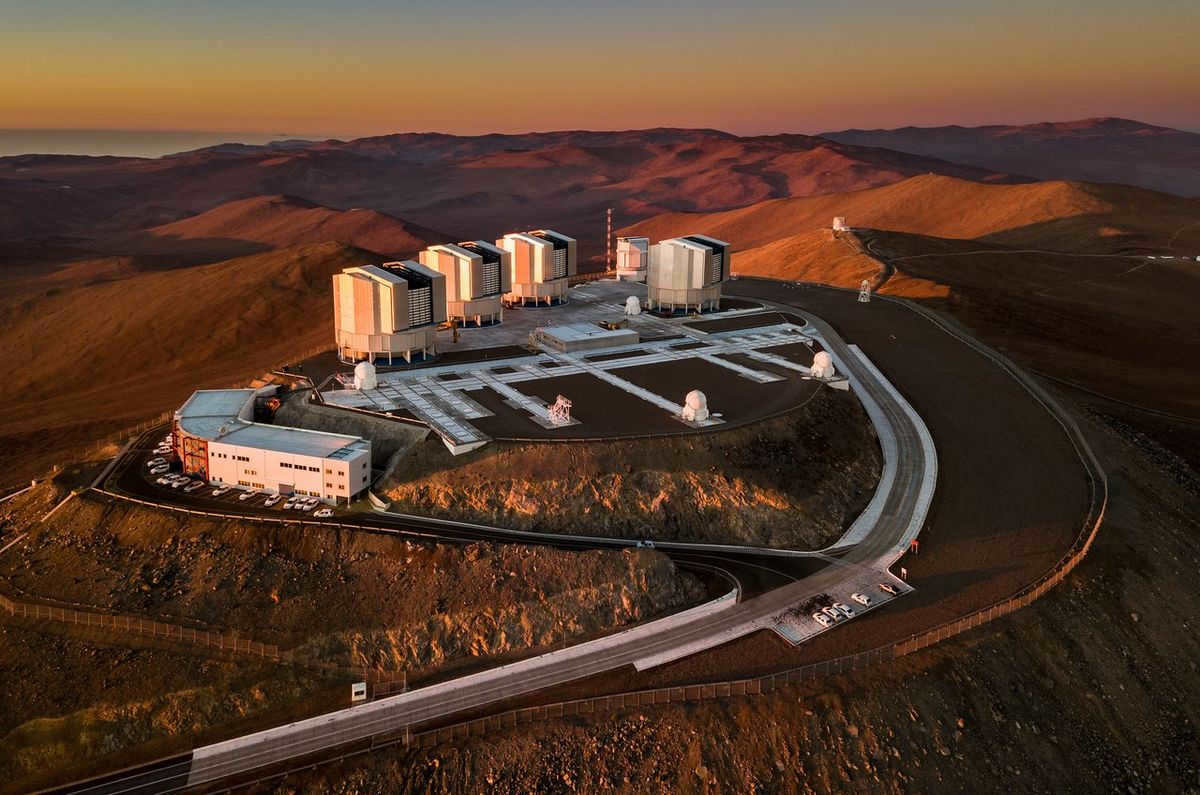 VLT complex