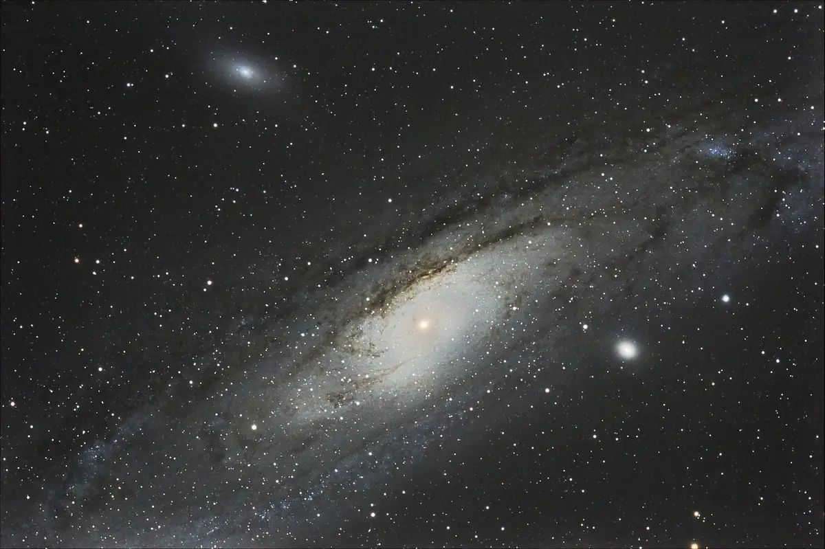 andromeda-galaxy-planets