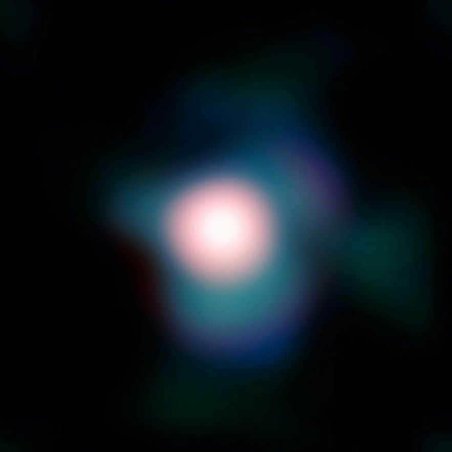 The supergiant Betelgeuse, captured by the NACO instrument on the Very Large Telescope. When combined with the "lucky imaging" technique, it manages to get the clearest image of the star, even with turbulence distorting the image with the atmosphere. The expansion is 37 milli angular seconds. The frame was obtained on the basis of data from the near-infrared region and the application of various filters