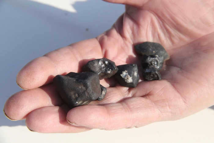 Two large fragments of the Chelyabinsk meteorite lie at the bottom of the lake Chelyabinsk Meteorite, Chelyabinsk, Longpost