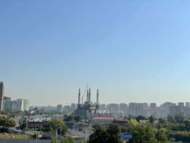 A new dome was installed on one of the minarets of the Ar-Rahim mosque in Ufa.