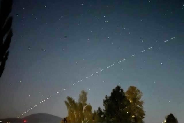 Starlink satellite train in the sky over Penticton, Canada. Source: pentictonwesternnews.com