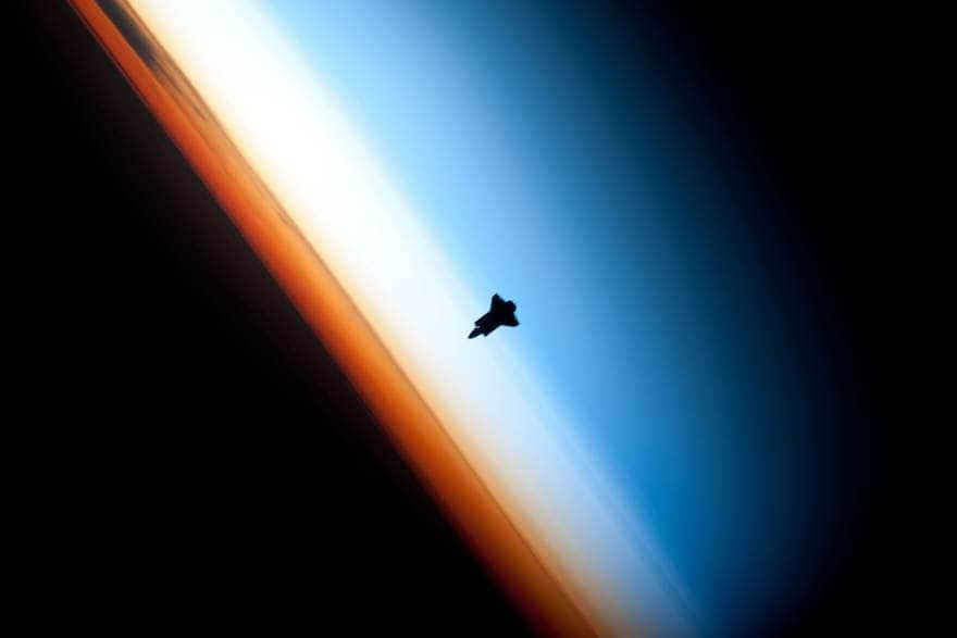 Atmosphere taken by the spacecraft Endeavor. The orange layer is the troposphere