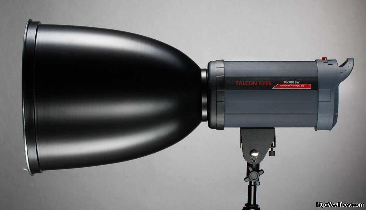 large elliptical reflector