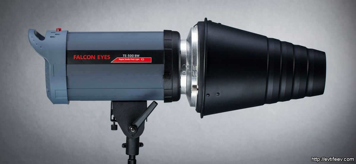 Studio Light Lesson 1: Reflectors