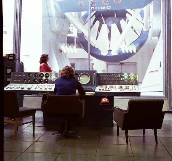 An engineer operates the telescope during technical work (Soviet times)