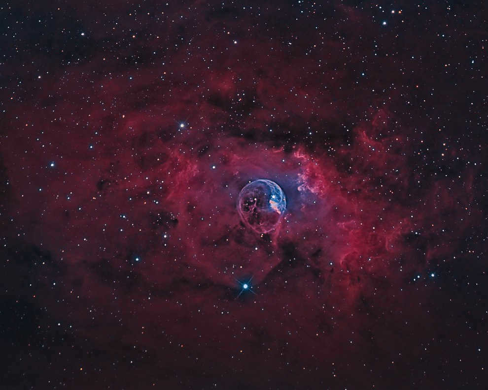 Bubble emission nebula