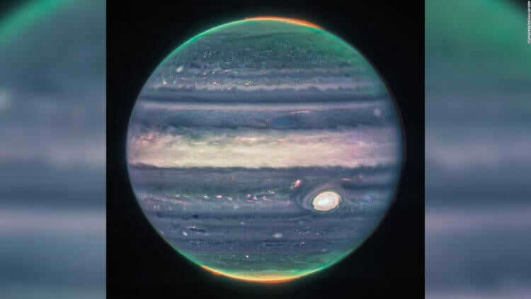 Ghost planet. these images passed through filters, because some colors look different, and the planet itself is darker. Photo.