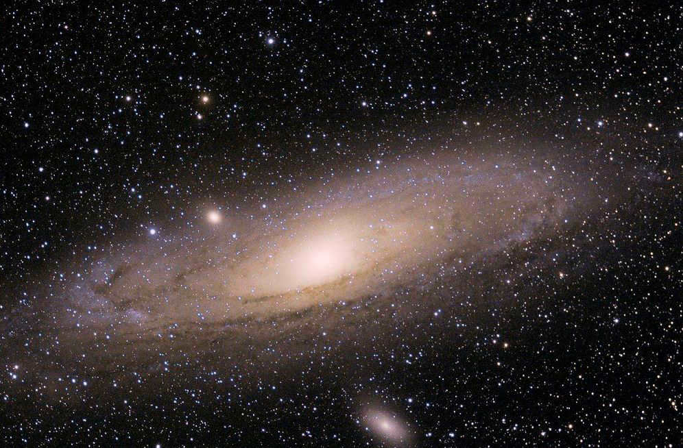 ♪ Andromeda Galaxy: Just Plain and Simple ♪