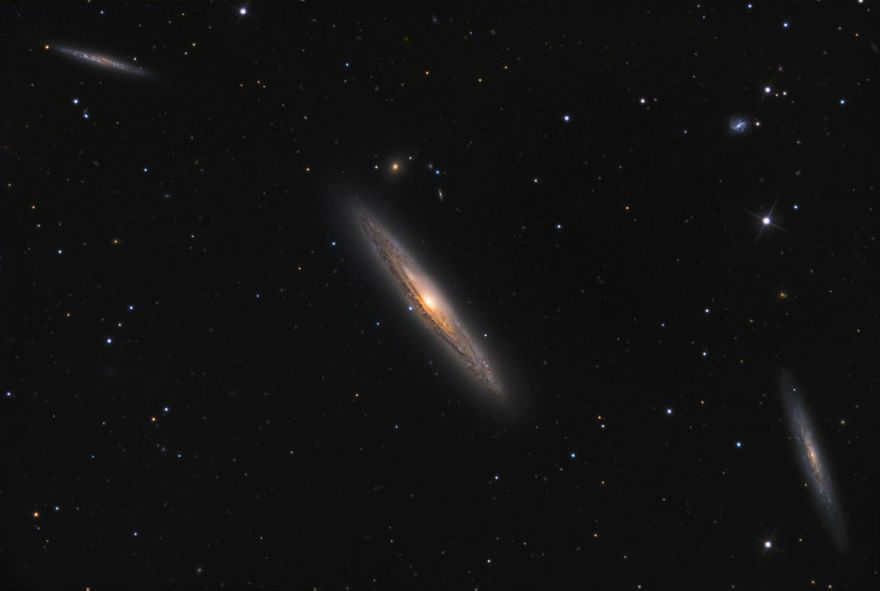 NGC 4216
