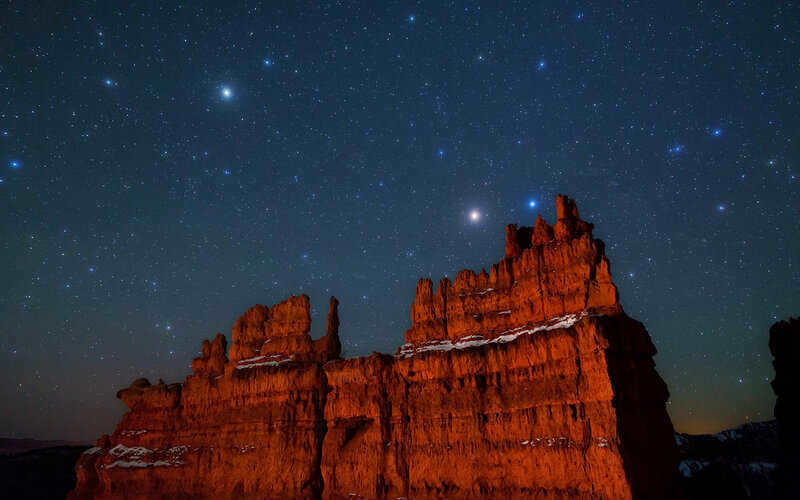 Stars-over-Bryce-Canyon-National-Park-Utah-United-States-Desktop-backgrounds-free-download-for-windows-1920x1200.jpg