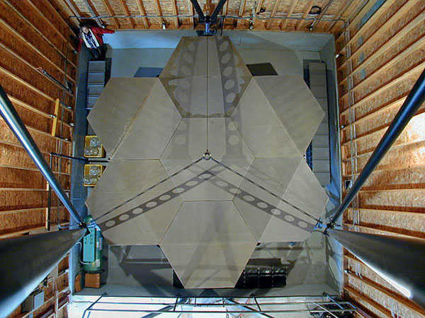 LZT telescope mirror ("Popular Mechanics" № 12, 2015)