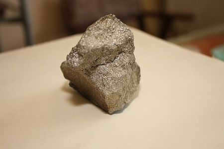 Silicate iron or foundry waste.