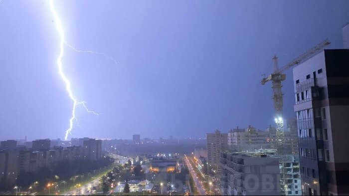 Rain and thunderstorms covered St. Petersburg at night Thunderstorm, Beauty, Beautiful, Lightning, Vertical video, Video, Without sound, Longpost, St. Petersburg