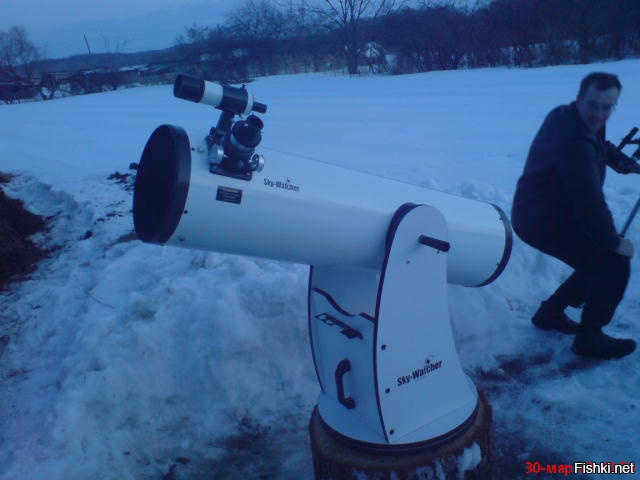 Astronomy is an interesting thing. About 6 years ago I decided to buy a telescope. At first my friends and acquaintances made fun of me, as if I were going to look at lunatics. But when they visited me, they asked me to show something. The small black one on the photo is mine. )