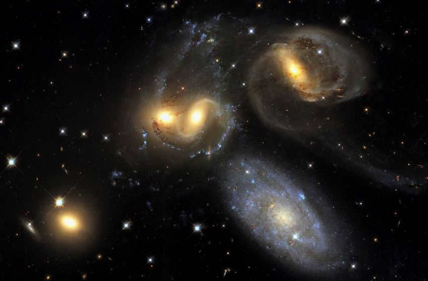 Example of a galaxy group