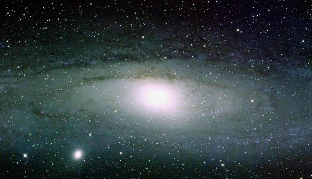 Image of the Milky Way with emphasis on the center