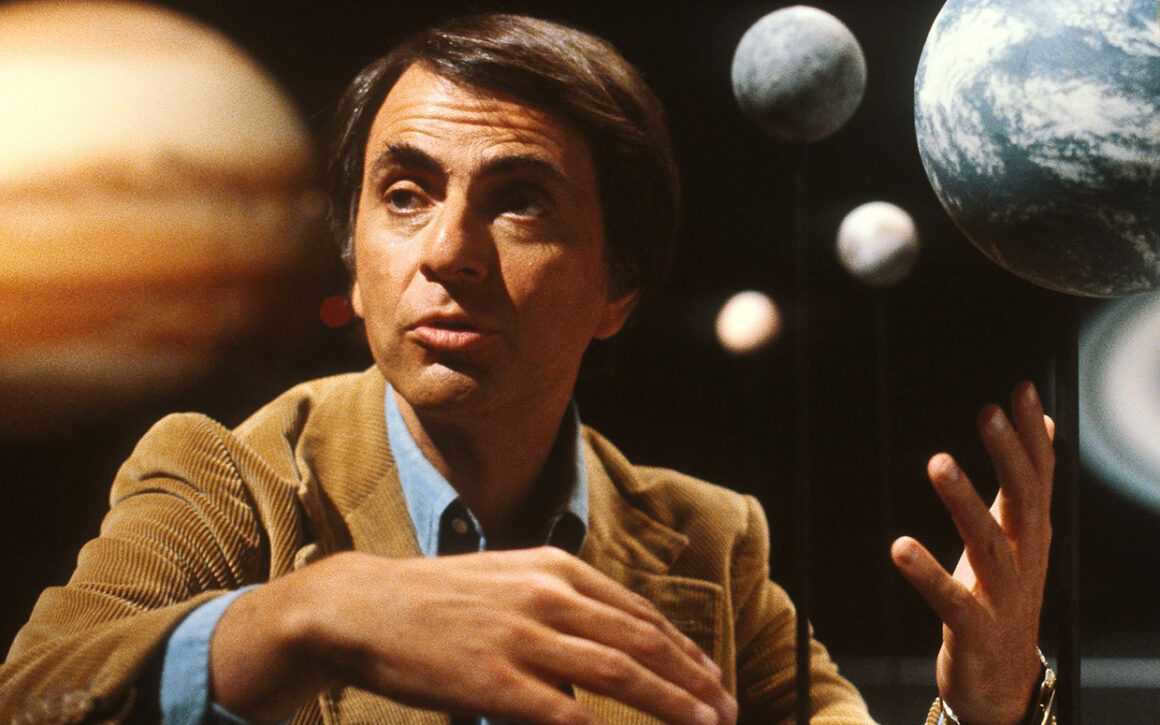 Book Space Carl Sagan