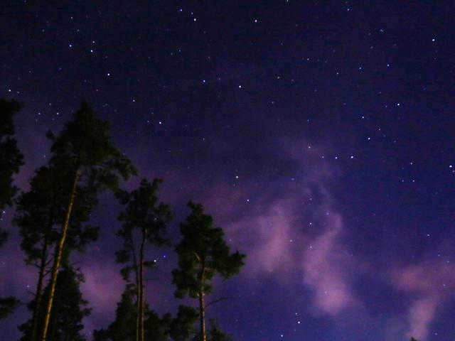 Is the universe infinite? On the structure of the place we live in