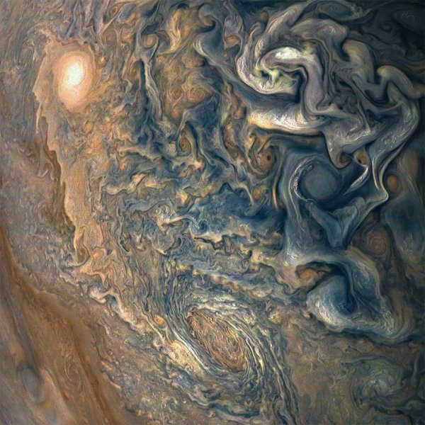 The most beautiful images of Jupiter - remembering the Juno mission