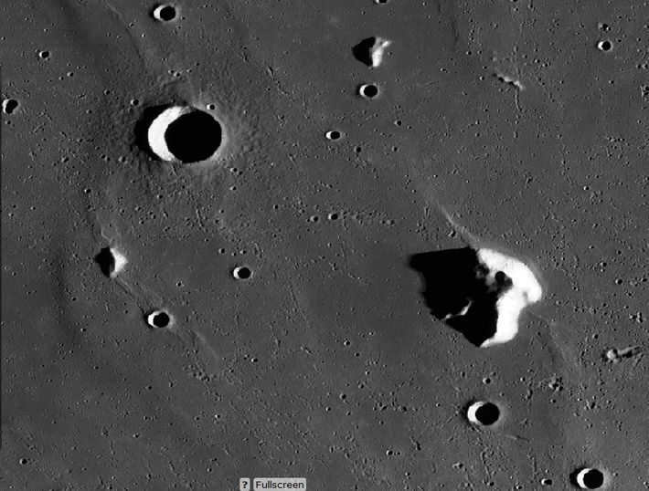 /images/kak-vygljadit-luna-cherez-teleskop_64.jpg