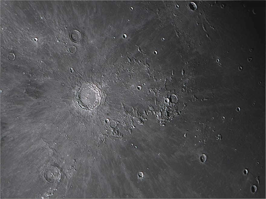 How to watch the moon