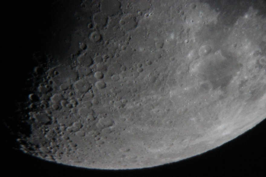 How to watch the moon