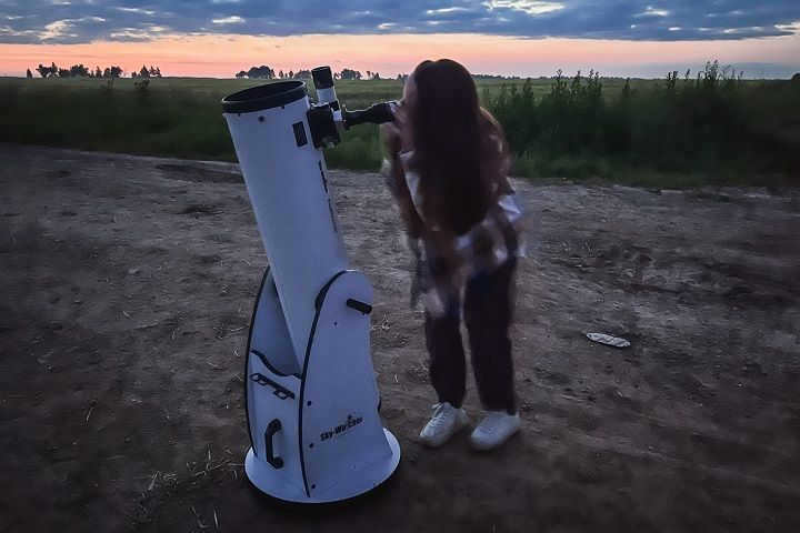 Guests looked at deep space objects through two telescopes at once.