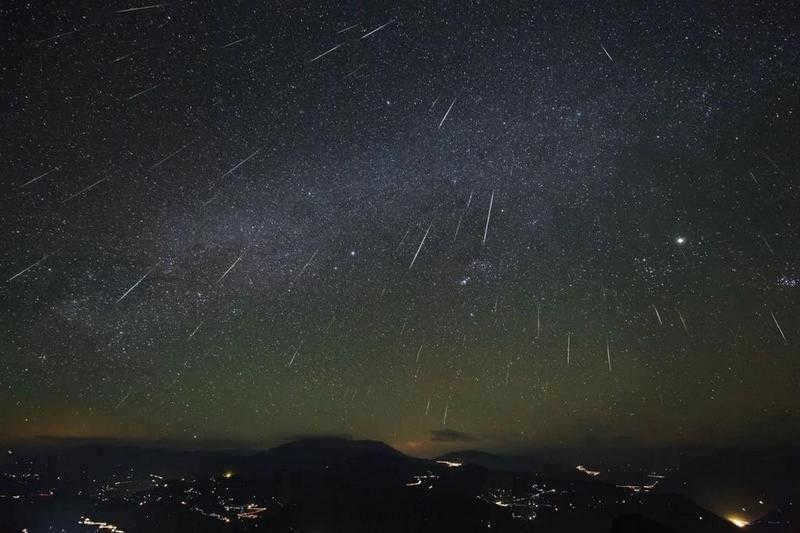 Ursida meteor stream.