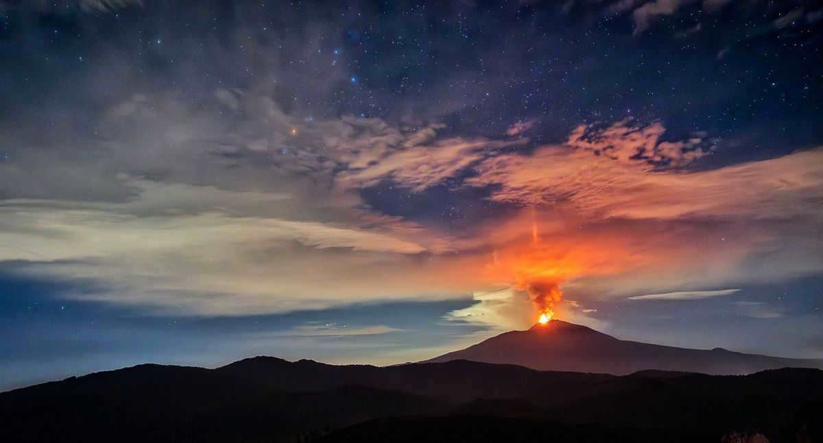 The star Antares and the volcano Etna