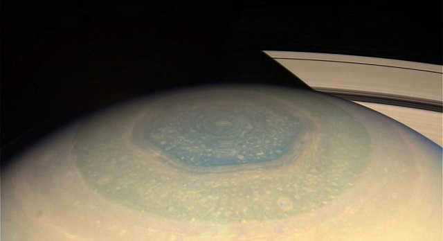 saturn storm