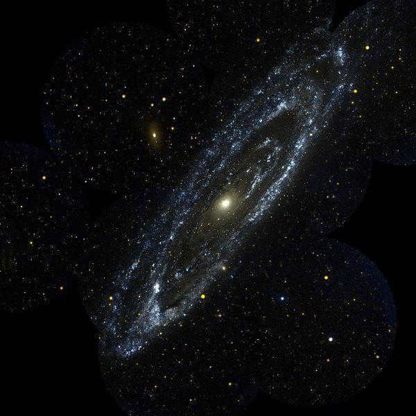 andromeda galaxy in the sky