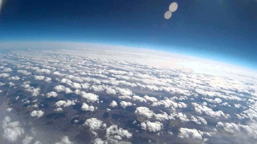 What does the atmosphere of our planet consist of?