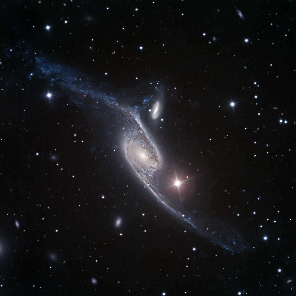 NGC 6872