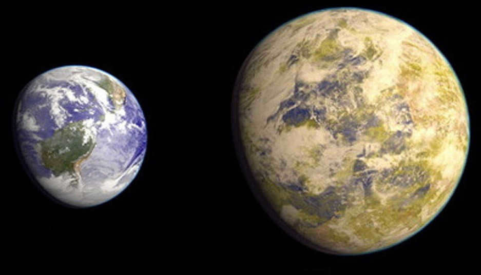 Comparison of the size of Earth and Gliese 832 c, which is a super-Earth