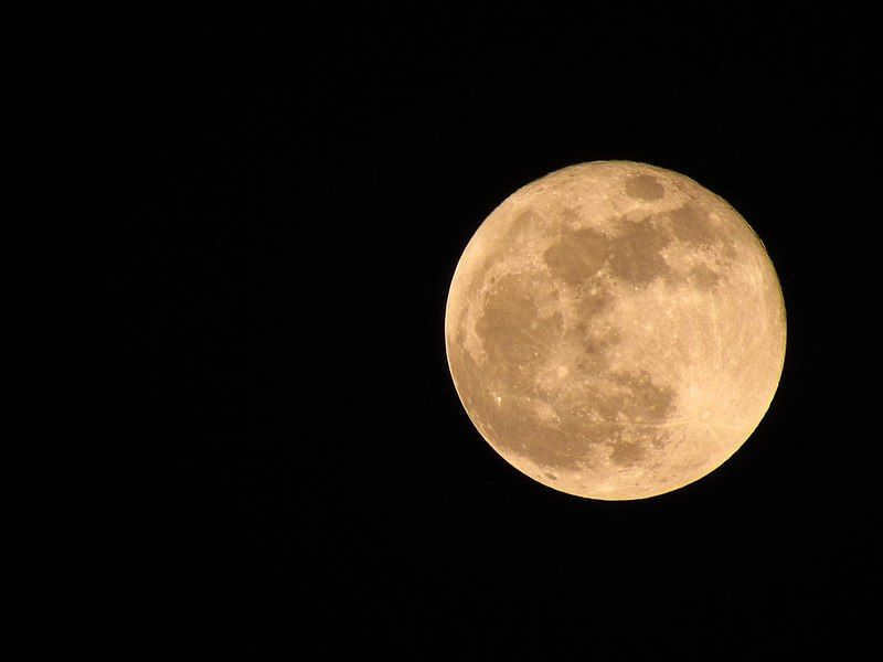 Super Moon. 