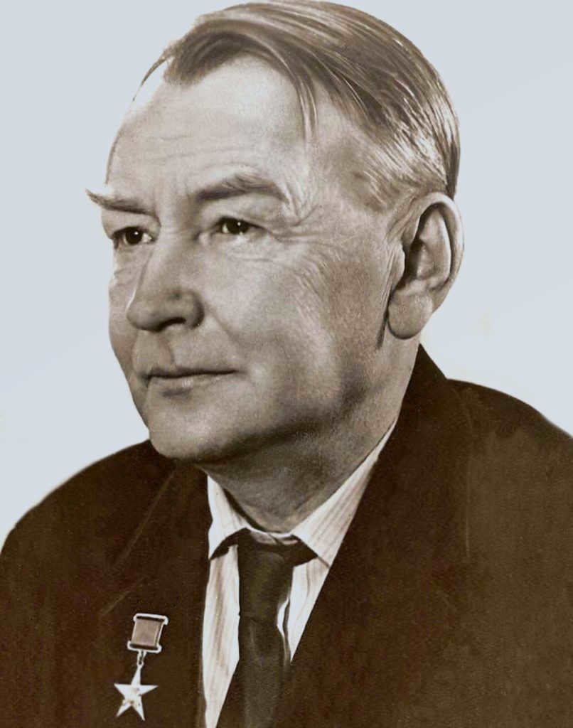 Soviet designer Mikhail Tikhonravov.