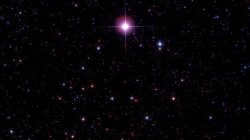 halfway between a supergiant and a hypergiant.