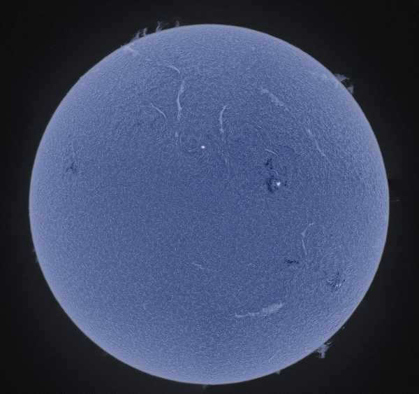 An image of the Sun taken in the H-alpha line.