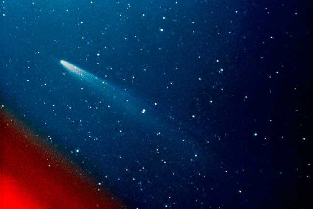Kogoutek comet, C/1973 E1, space, stars, celestial body
