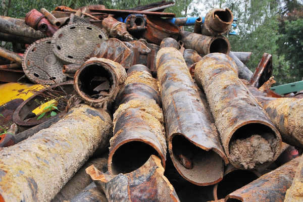 The sewage drain in the Chulysky District of the Novosibirsk Region was not seen on images from space