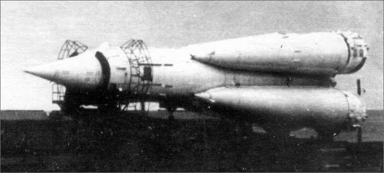 first rocket-r-7
