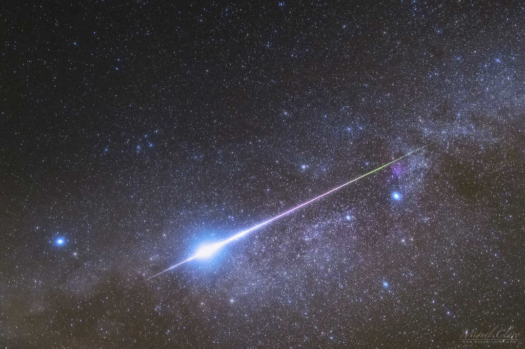 BrightMeteorPerseids2021-Miguel ClaroAPOD 19-08-2021
