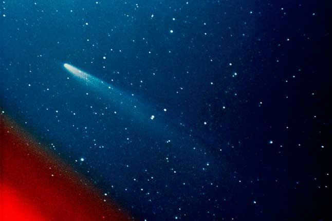 Kogoutek comet, C/1973 E1, space, stars, celestial body