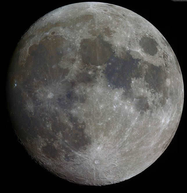Amateur photo of the Moon