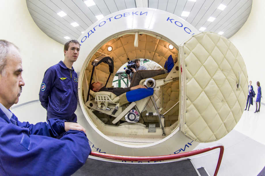 How to become an astronaut?