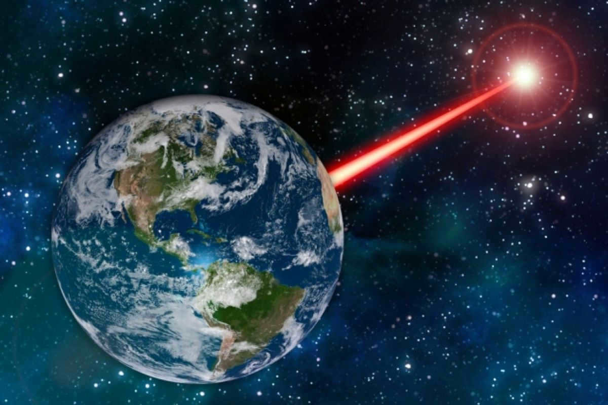 Measuring the distance from the Earth to the Moon