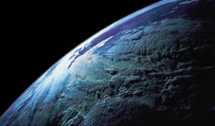 Learn how to draw planet Earth: pencil or computer graphics?