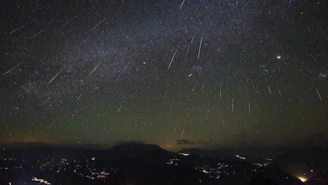 Meteor shower (star shower)