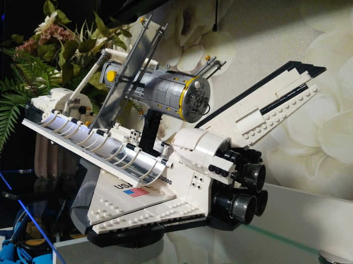 Shuttle 